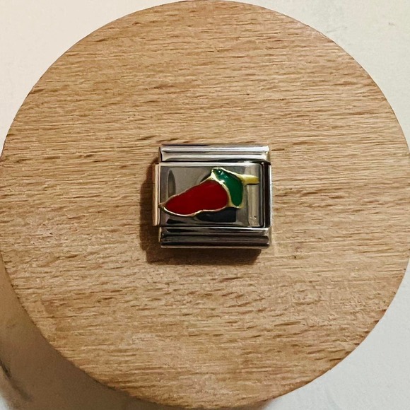 UBERRY Jewelry - Red Hot Chili Pepper Italian Charm Bracelet Link